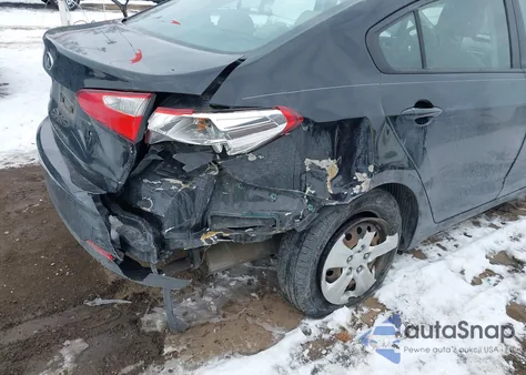 2015 Kia Forte Lx z USA, uszkodzony, nr VIN KNAFK4A60F5436497